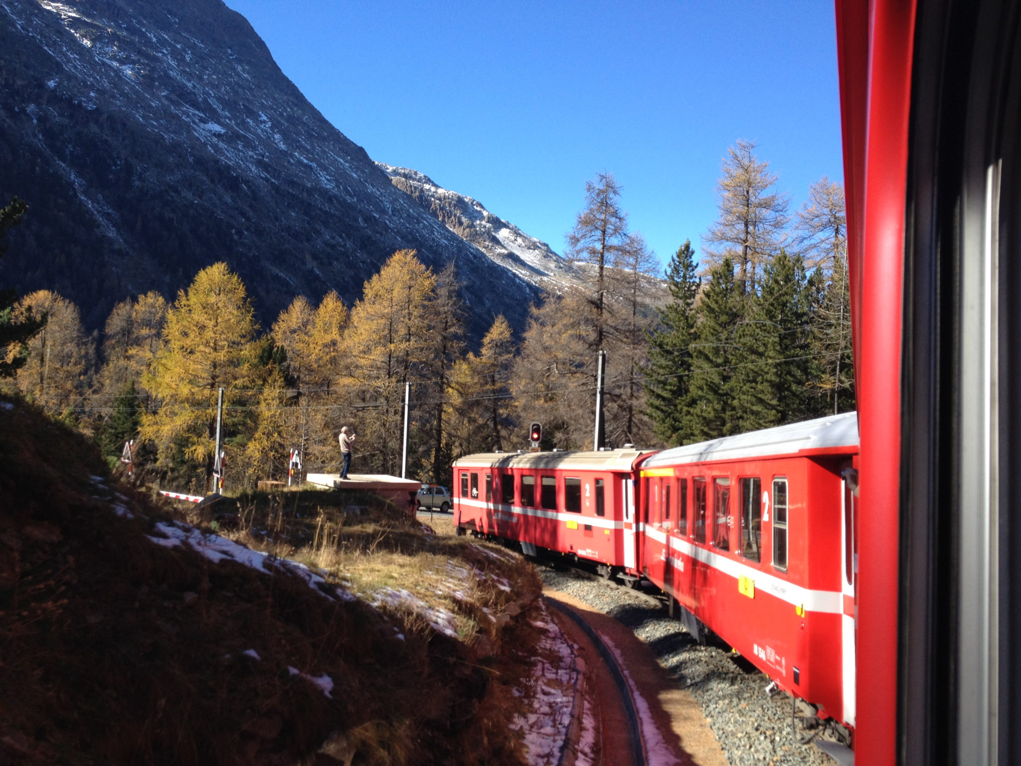 Bernina-Express oberhalb Pontresina | ©Sabina Hediger